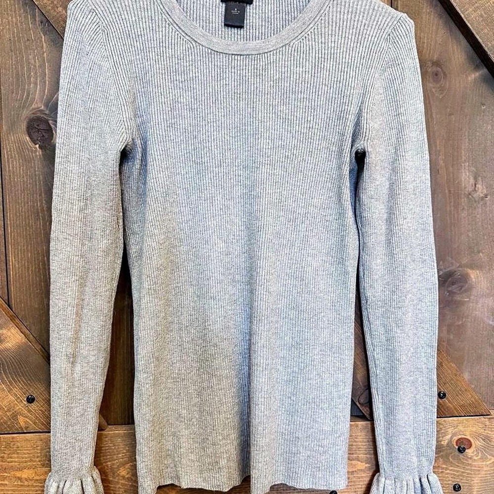 Ann Taylor Sweater Womens Small Grey Ribbed Ruffle Cuff Long Sleeve Knit
